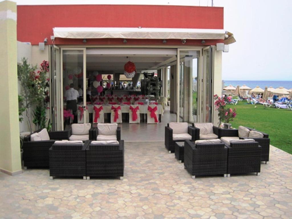 Polyxenia Isaak Luxury Villas And Apartments Protaras Exterior photo